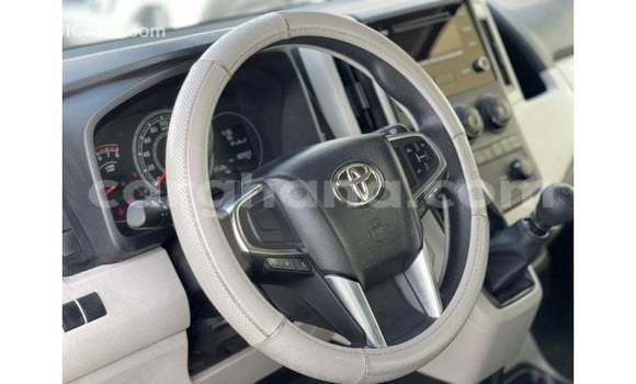 Ra Imported Toyota Hiace funfun Ọkọ̀ in Import - Dubai ni Ashanti Ra Imported Toyota Hiace funfun Ọkọ̀ in Import - Dubai ni Ashanti