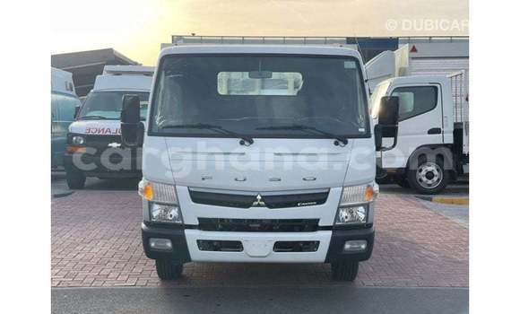 Ra Imported Mitsubishi Carisma funfun Ọkọ̀ in Import - Dubai ni Ashanti Ra Imported Mitsubishi Carisma funfun Ọkọ̀ in Import - Dubai ni Ashanti