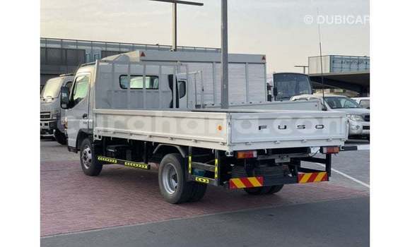 Ra Imported Mitsubishi Carisma funfun Ọkọ̀ in Import - Dubai ni Ashanti Ra Imported Mitsubishi Carisma funfun Ọkọ̀ in Import - Dubai ni Ashanti