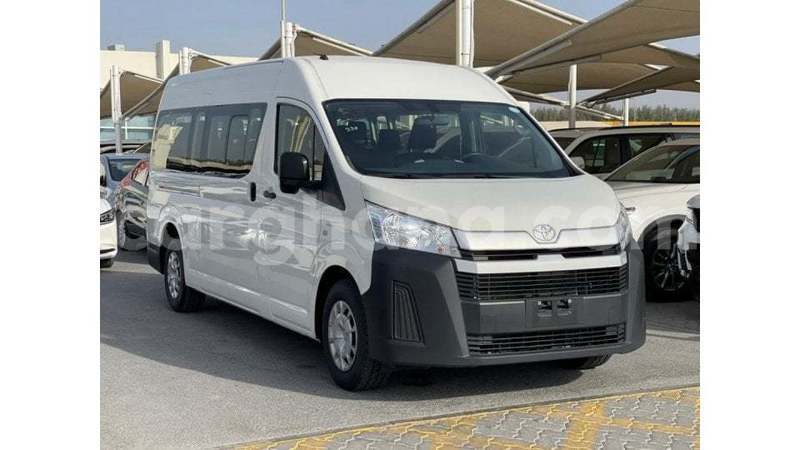 Big with watermark toyota hiace ashanti import dubai 55677