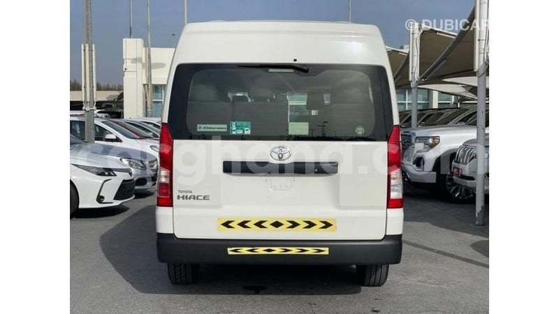 Big with watermark toyota hiace ashanti import dubai 55677