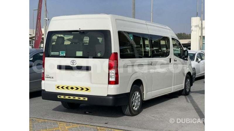 Big with watermark toyota hiace ashanti import dubai 55677