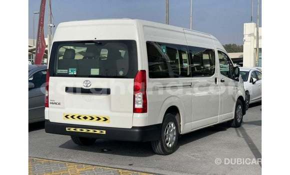 Sayi Imported Toyota Hiace White Mota in Import - Dubai a Ashanti Sayi Imported Toyota Hiace White Mota in Import - Dubai a Ashanti