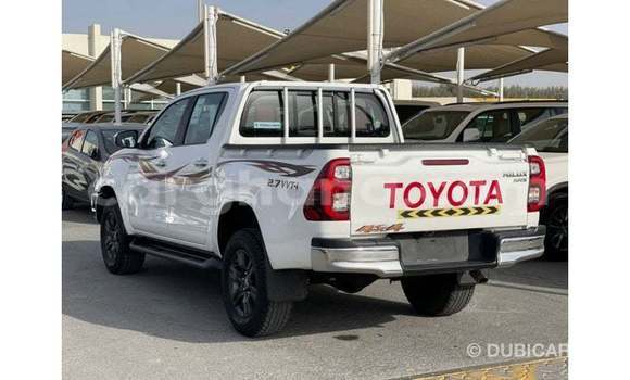 Sayi Imported Toyota Hilux White Mota in Import - Dubai a Ashanti Sayi Imported Toyota Hilux White Mota in Import - Dubai a Ashanti