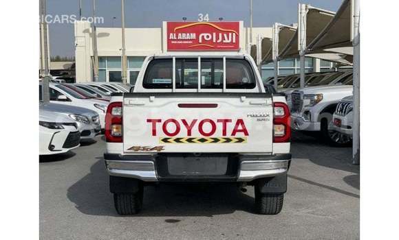 Sayi Imported Toyota Hilux White Mota in Import - Dubai a Ashanti Sayi Imported Toyota Hilux White Mota in Import - Dubai a Ashanti
