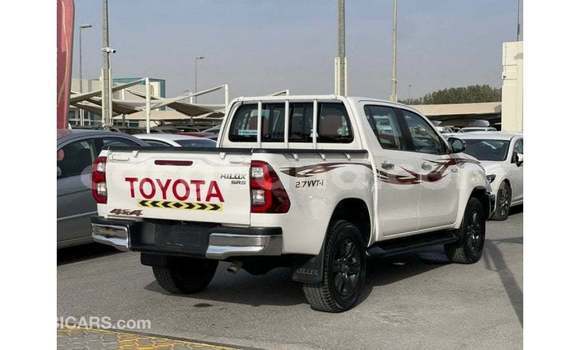 Sayi Imported Toyota Hilux White Mota in Import - Dubai a Ashanti Sayi Imported Toyota Hilux White Mota in Import - Dubai a Ashanti
