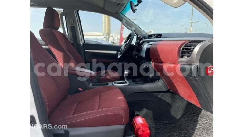 Big with watermark toyota hilux ashanti import dubai 55679