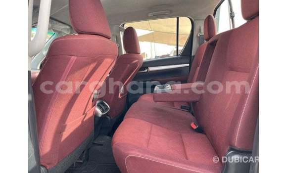 Sayi Imported Toyota Hilux White Mota in Import - Dubai a Ashanti Sayi Imported Toyota Hilux White Mota in Import - Dubai a Ashanti