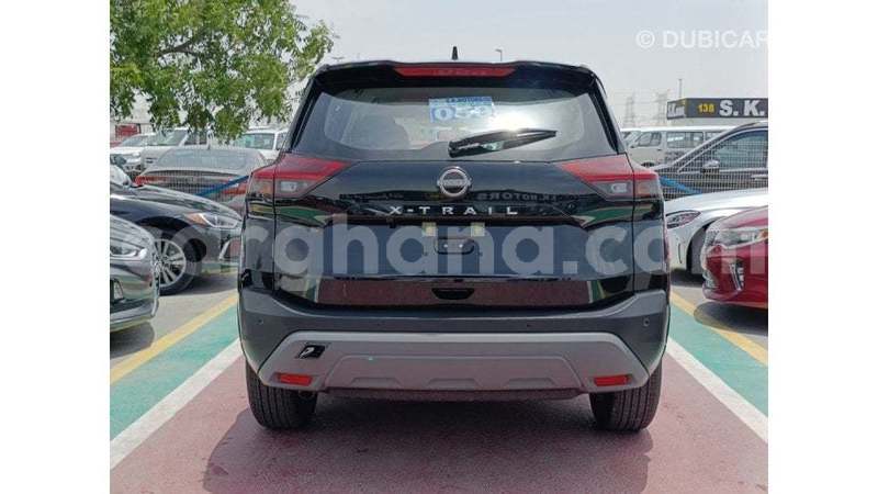 Big with watermark nissan evalia ashanti import dubai 55681