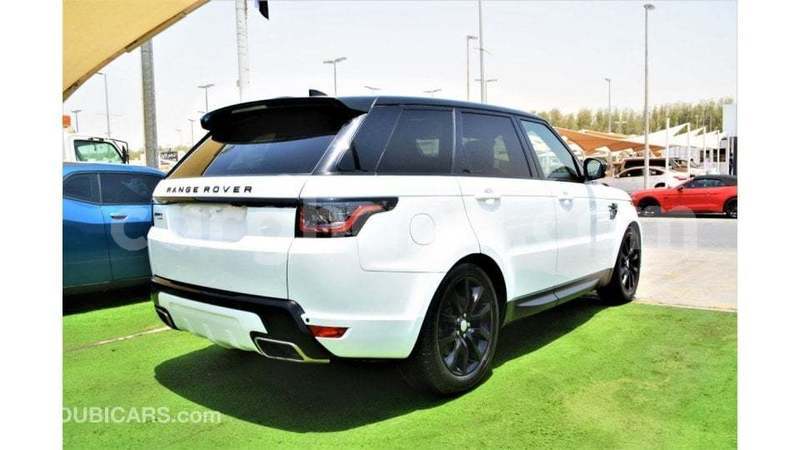 Big with watermark land rover range rover ashanti import dubai 55682