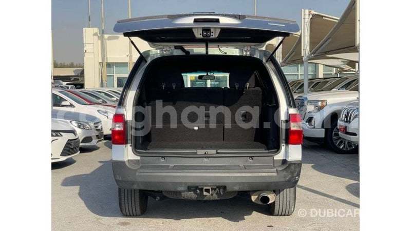 Big with watermark ford expedition ashanti import dubai 55684