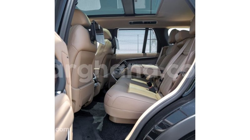 Big with watermark land rover range rover ashanti import dubai 55704