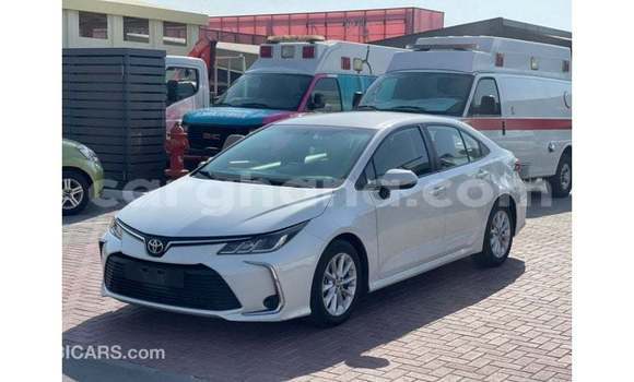 Sayi Imported Toyota Corolla White Mota in Import - Dubai a Ashanti Sayi Imported Toyota Corolla White Mota in Import - Dubai a Ashanti