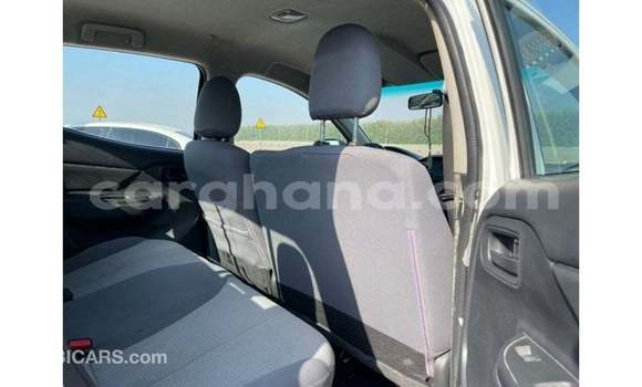 Ra Imported Mitsubishi L200 funfun Ọkọ̀ in Import - Dubai ni Ashanti Ra Imported Mitsubishi L200 funfun Ọkọ̀ in Import - Dubai ni Ashanti