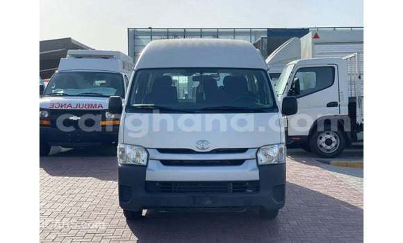 Ra Imported Toyota Hiace funfun Ọkọ̀ in Import - Dubai ni Ashanti Ra Imported Toyota Hiace funfun Ọkọ̀ in Import - Dubai ni Ashanti