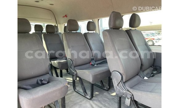 Ra Imported Toyota Hiace funfun Ọkọ̀ in Import - Dubai ni Ashanti Ra Imported Toyota Hiace funfun Ọkọ̀ in Import - Dubai ni Ashanti