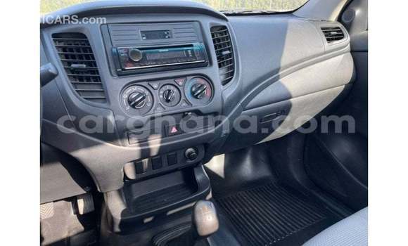 Ra Imported Mitsubishi L200 funfun Ọkọ̀ in Import - Dubai ni Ashanti Ra Imported Mitsubishi L200 funfun Ọkọ̀ in Import - Dubai ni Ashanti