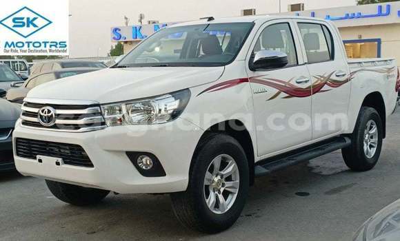 Buy Import Toyota Hilux White Car in Import - Dubai in Ashanti Buy Import Toyota Hilux White Car in Import - Dubai in Ashanti