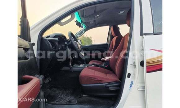 Buy Import Toyota Hilux White Car in Import - Dubai in Ashanti Buy Import Toyota Hilux White Car in Import - Dubai in Ashanti