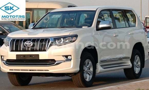 Buy Import Toyota Prado White Car in Import - Dubai in Ashanti