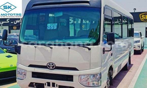 Ra Imported Toyota Coaster funfun Ọkọ̀ in Import - Dubai ni Ashanti Ra Imported Toyota Coaster funfun Ọkọ̀ in Import - Dubai ni Ashanti