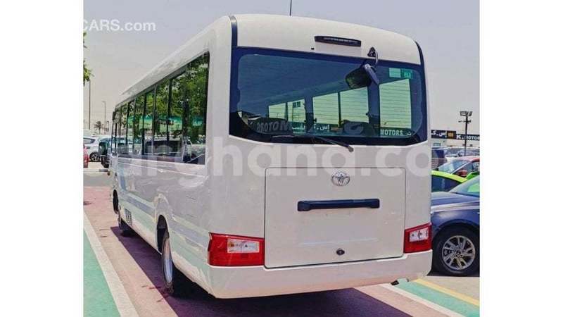 Big with watermark toyota coaster ashanti import dubai 55755