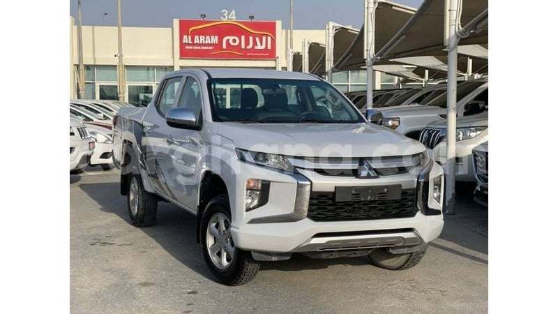 Big with watermark mitsubishi l200 ashanti import dubai 55762