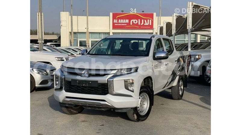 Big with watermark mitsubishi l200 ashanti import dubai 55762