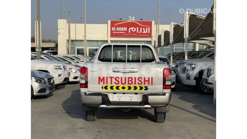 Big with watermark mitsubishi l200 ashanti import dubai 55762