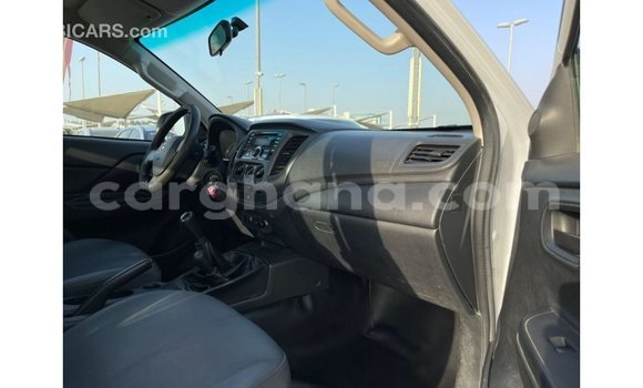 Ra Imported Mitsubishi L200 funfun Ọkọ̀ in Import - Dubai ni Ashanti Ra Imported Mitsubishi L200 funfun Ọkọ̀ in Import - Dubai ni Ashanti