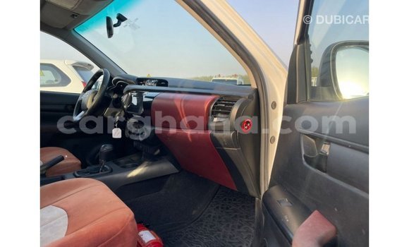 Buy Import Toyota Hilux White Car in Import - Dubai in Ashanti Buy Import Toyota Hilux White Car in Import - Dubai in Ashanti