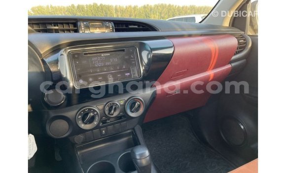 Buy Import Toyota Hilux White Car in Import - Dubai in Ashanti Buy Import Toyota Hilux White Car in Import - Dubai in Ashanti