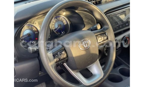 Buy Import Toyota Hilux White Car in Import - Dubai in Ashanti Buy Import Toyota Hilux White Car in Import - Dubai in Ashanti