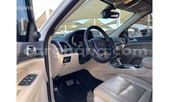 Ra Imported Jeep Grand Cherokee funfun Ọkọ̀ in Import - Dubai ni Ashanti Ra Imported Jeep Grand Cherokee funfun Ọkọ̀ in Import - Dubai ni Ashanti