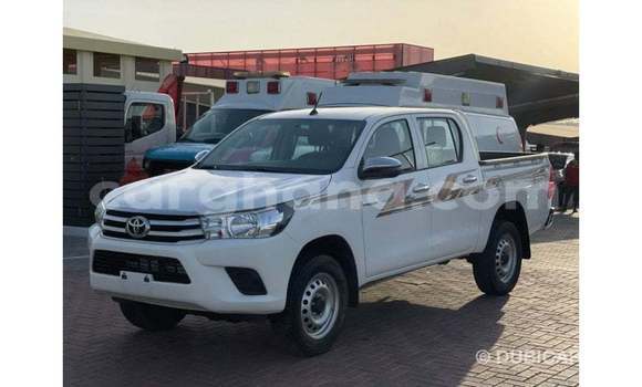 Ra Imported Toyota Hilux funfun Ọkọ̀ in Import - Dubai ni Ashanti Ra Imported Toyota Hilux funfun Ọkọ̀ in Import - Dubai ni Ashanti