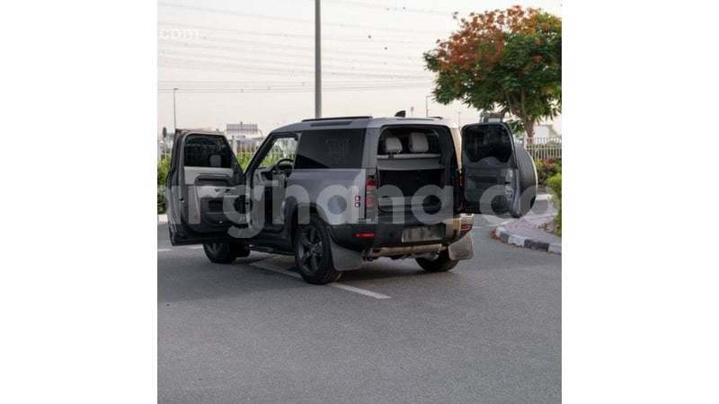 Big with watermark land rover defender ashanti import dubai 55784