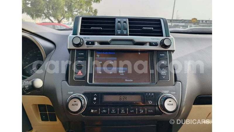 Big with watermark toyota prado ashanti import dubai 55801