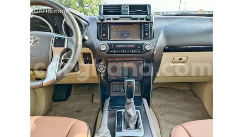 Big with watermark toyota prado ashanti import dubai 55801