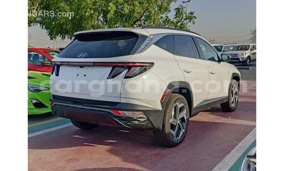 Sayi Imported Hyundai Tucson White Mota in Import - Dubai a Ashanti Sayi Imported Hyundai Tucson White Mota in Import - Dubai a Ashanti
