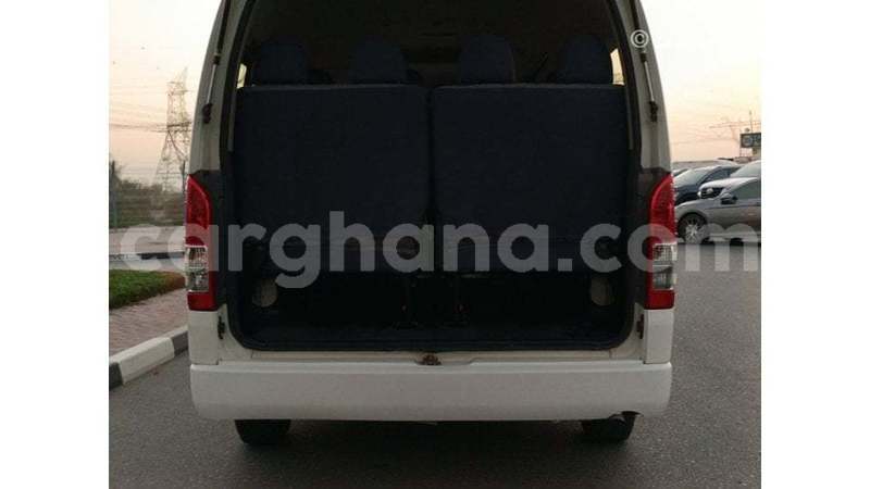 Big with watermark toyota hiace ashanti import dubai 55806