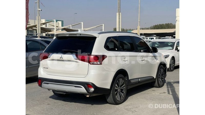 Big with watermark mitsubishi outlander ashanti import dubai 55807