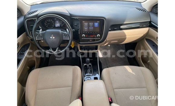 Ra Imported Mitsubishi Outlander funfun Ọkọ̀ in Import - Dubai ni Ashanti Ra Imported Mitsubishi Outlander funfun Ọkọ̀ in Import - Dubai ni Ashanti
