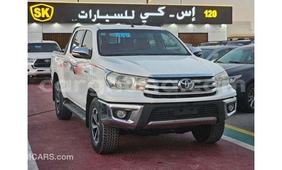 Buy Import Toyota Hilux White Car in Import - Dubai in Ashanti Buy Import Toyota Hilux White Car in Import - Dubai in Ashanti