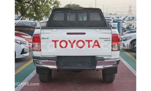 Buy Import Toyota Hilux White Car in Import - Dubai in Ashanti Buy Import Toyota Hilux White Car in Import - Dubai in Ashanti