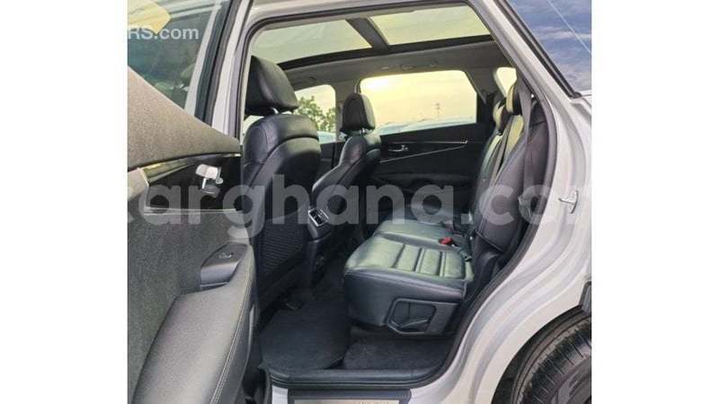 Big with watermark kia sorento ashanti import dubai 55812