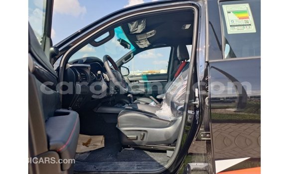 Sayi Imported Toyota Hilux Black Mota in Import - Dubai a Ashanti Sayi Imported Toyota Hilux Black Mota in Import - Dubai a Ashanti