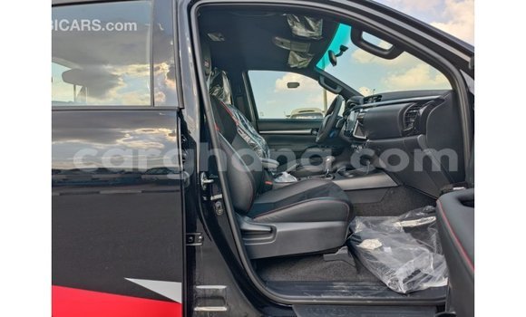 Sayi Imported Toyota Hilux Black Mota in Import - Dubai a Ashanti Sayi Imported Toyota Hilux Black Mota in Import - Dubai a Ashanti
