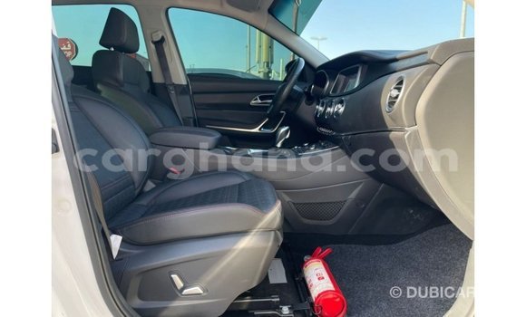 Ra Imported Renault 19 funfun Ọkọ̀ in Import - Dubai ni Ashanti Ra Imported Renault 19 funfun Ọkọ̀ in Import - Dubai ni Ashanti