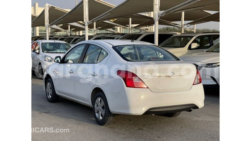 Big with watermark nissan sunny ashanti import dubai 55833