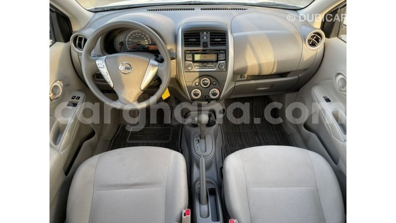 Big with watermark nissan sunny ashanti import dubai 55833